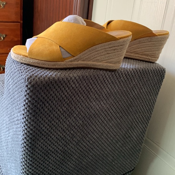 Wedges - Picture 2 of 3